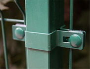 50 मिमी छेद हरे रंग पीवीसी लेपित तार जाल बाड़ पकड़ पकड़ सरल है